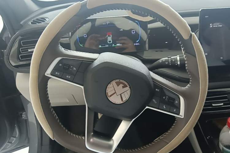 Used BYD Qin PLUS 2024 HONOR Edition DM-i 55KM Leading Model