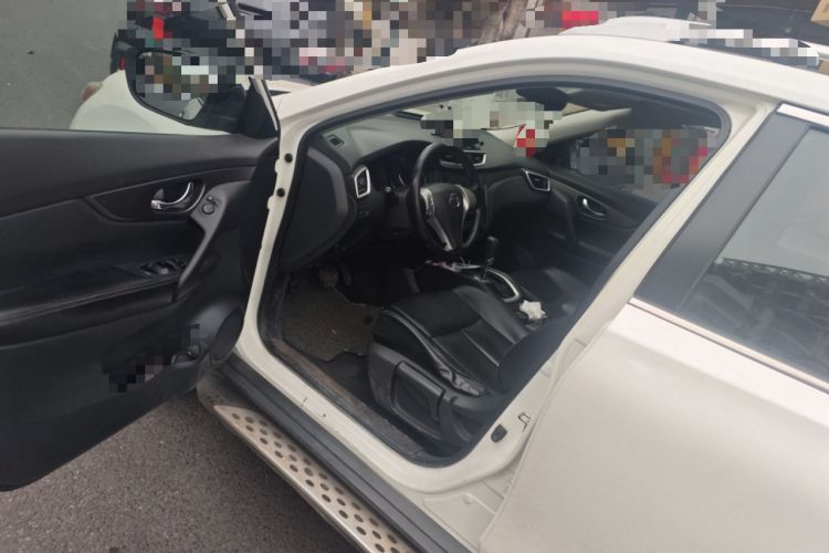 Used Nissan X-Trail 2015 2.0L CVT Comfort MAX Edition 2WD
