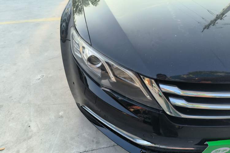 Used Zotye Z700 2016 1.8T DCT Elegant Version Right Front Headlight