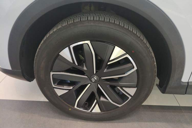 Used JETOUR Shanhai Shanhai L7 2024 1.5T 120km ULTRA 7-Seater
