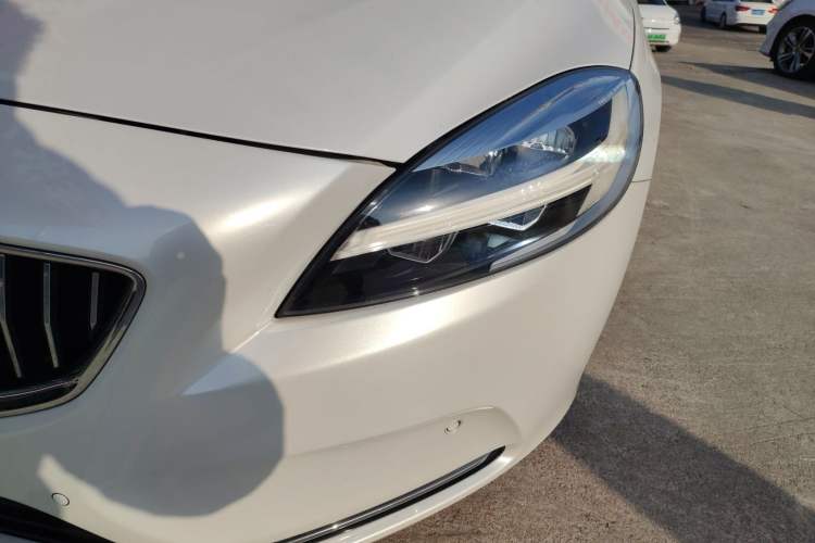 Used Volvo V40 2017 T3 Zhiya Edition Left Front Headlight