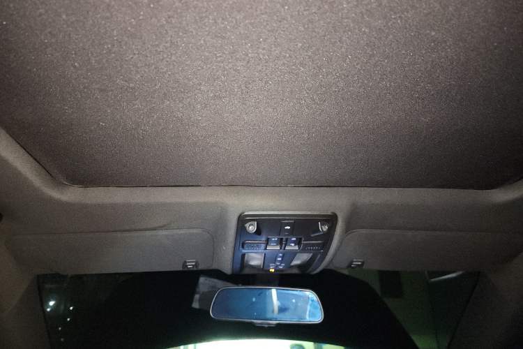 Used Cadillac SRX 2013 3.0L Leading Model
