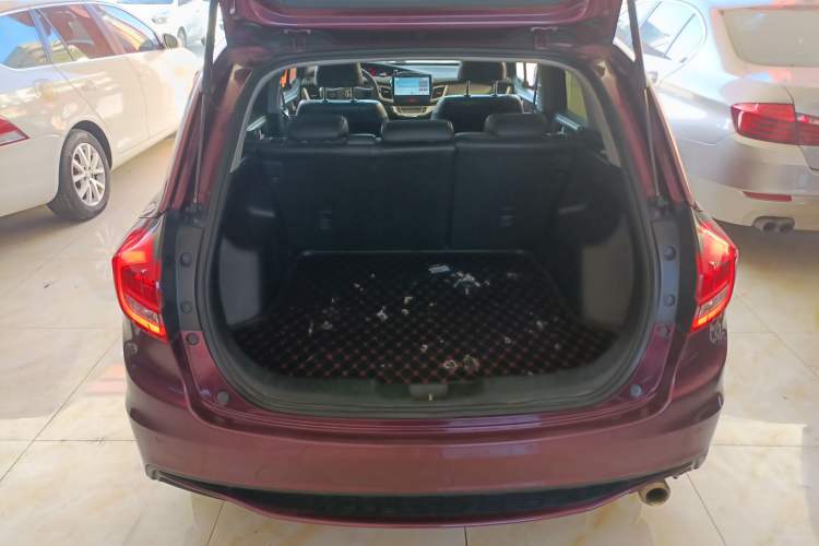 Used Honda Jade 2017 1.8L automatic Comfort version 5 seats
