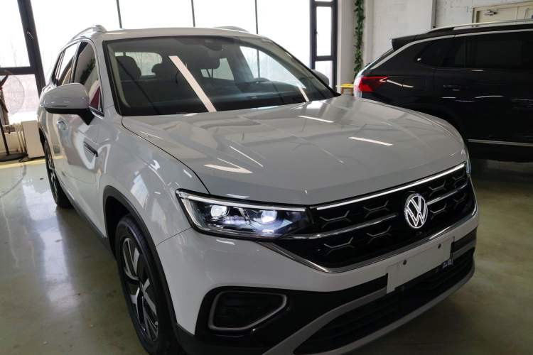 Used Volkswagen Tayron 2023 280TSI Two-Wheel-Drive Luxury Plus Advanced Version Exterior 1