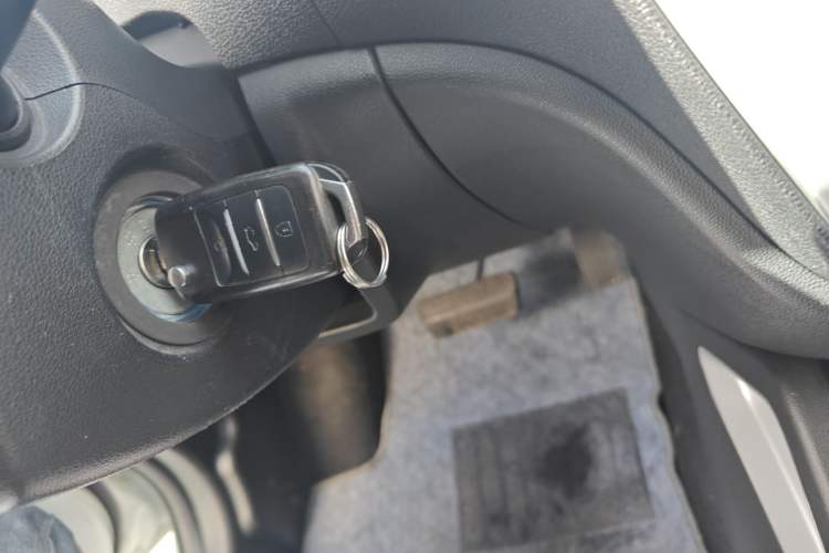 Used Changan CS35 2015 1.6L Automatic Luxury Model China V Standard
