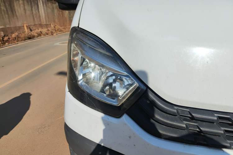 Used Iveco Eurocargo 2021 2.0T Manual Super Rui Long Wheelbase Short Overhang High Roof Side-Sliding Door F1A