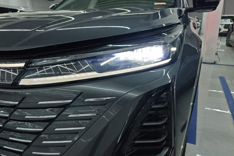 Used Changan CS75 PLUS 2024 3rd Generation Champion Edition 1.5T Intelligent Drive Dynamic Model
