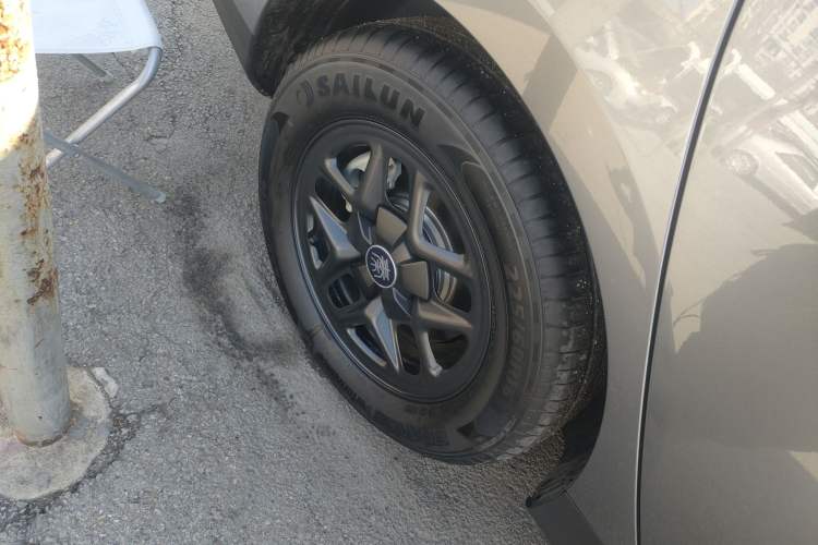 Used BYD Qin PLUS 2025 DM-i Smart Drive 55KM Leading Model Exterior 5