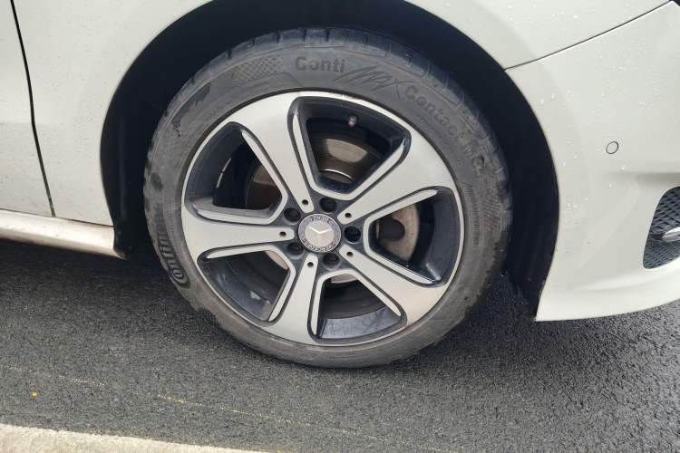 Used Mercedes-Benz B-Class 2015 B 200 Fashion Model