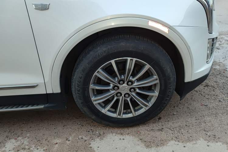 Used Cadillac XT5 2016 25T Luxury Model