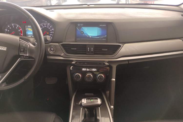 Used Haval H6 2018 Blue Label Sport Edition 1.5T Automatic Two-Wheel Drive Elite Model Audio And AC Panel