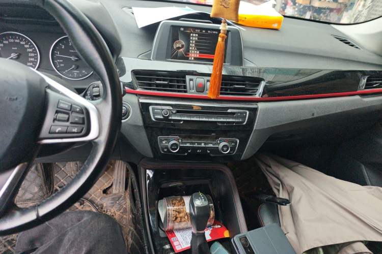 Used BMW X1 2016 sDrive20Li Luxury Model Audio And AC Panel