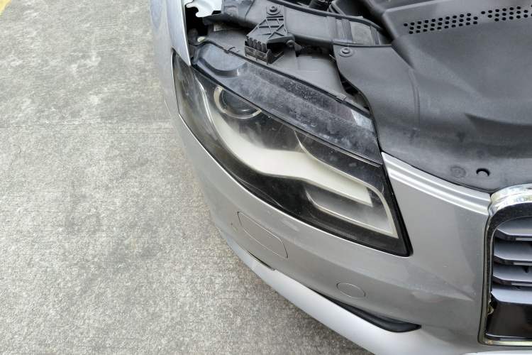 Used Audi A4L 2012 2.0 TFSI automatic standard version