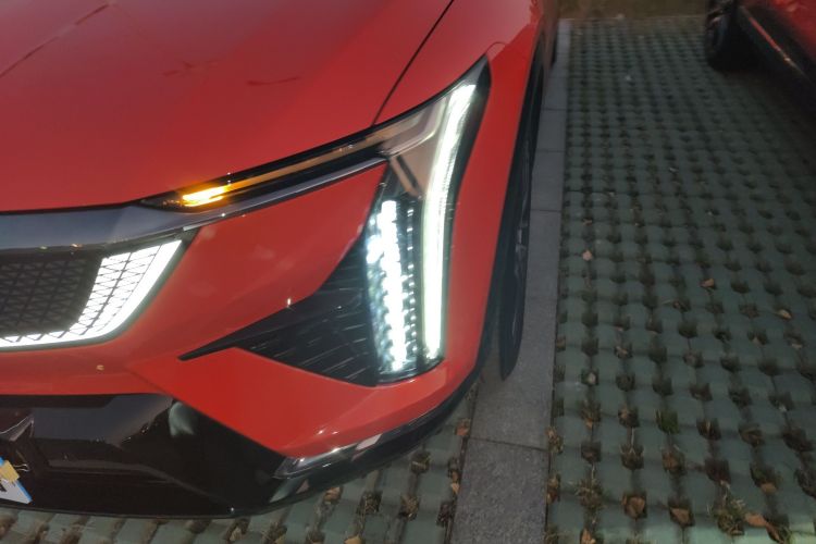 Used Cadillac OPTIQ 2024 Four-Wheel Drive Long-Range Version
