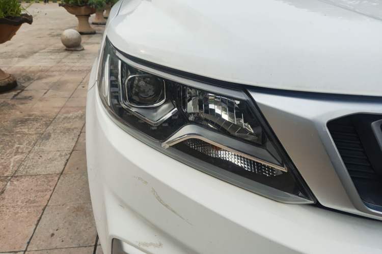 Used Geely Auto Vision X6 2019 1.4T CVT 4G Connected Flagship Version China VI Standard