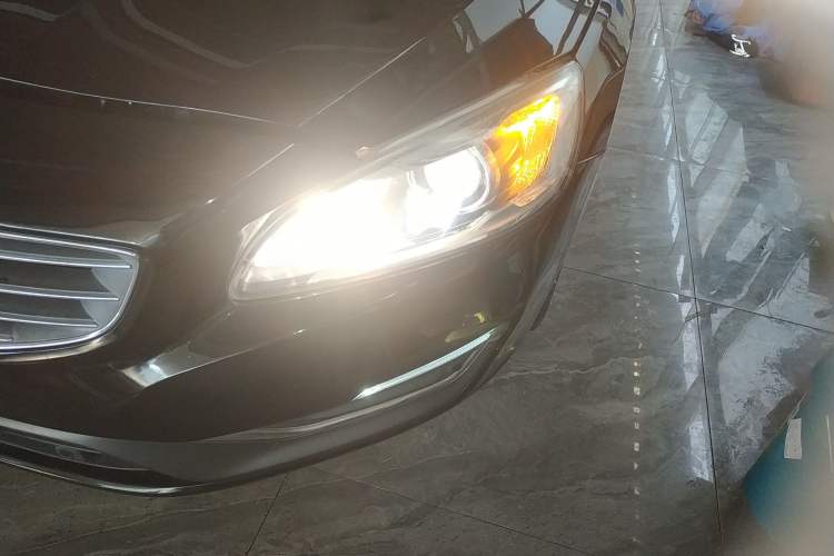 Used Volvo S60 2017 S60L T5 Intelligent Drive Edition Left Front Headlight