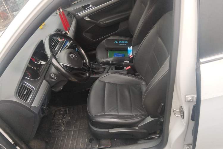 Used Volkswagen Gran Lavida 2015 1.6L Automatic Comfort Edition