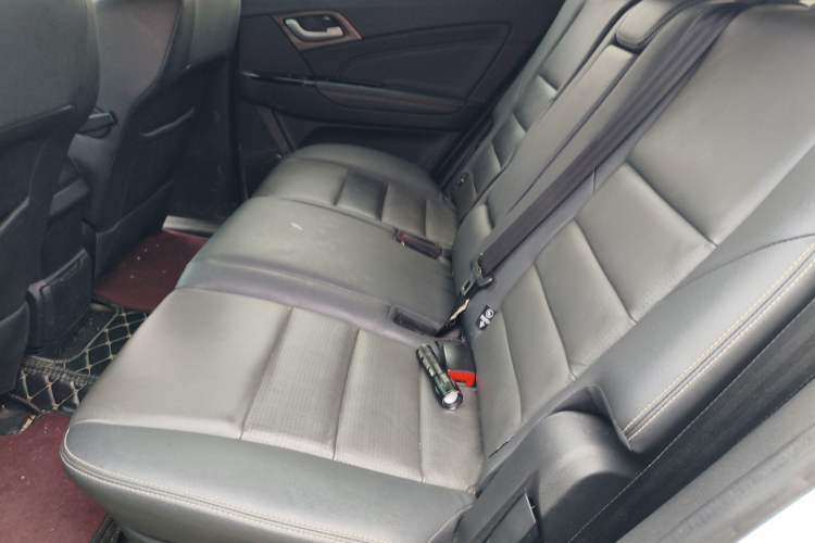 Used Isuzu mu-X 2018 1.9T Diesel Automatic 2WD Enjoyment Edition 7 Seats
