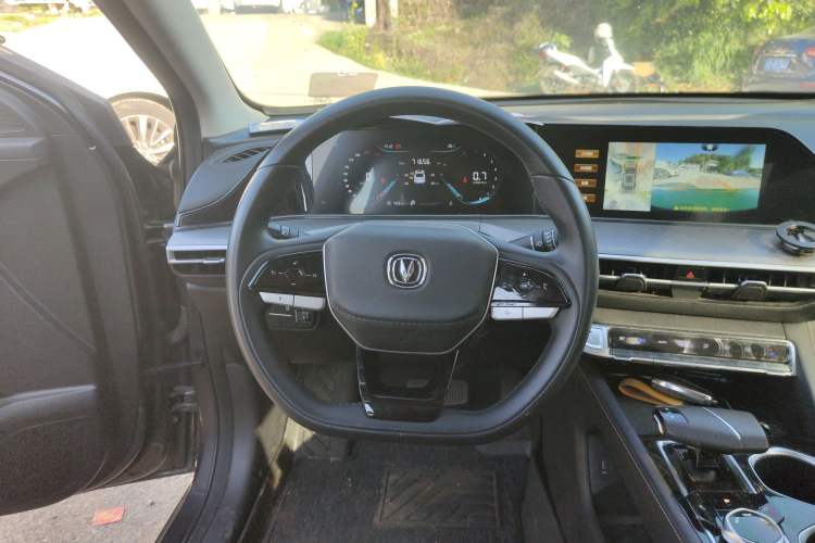 Used CHANGAN Eado 2022 PLUS Blue Whale NE 1.4T GDI DCT Prestige Edition Steering Wheel