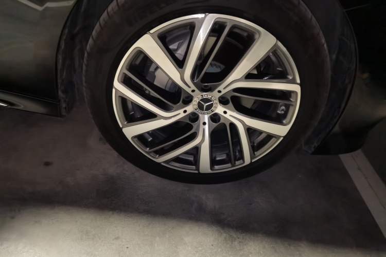 Used Mercedes-Benz E-Class 2025 E 300 L Stylish Model