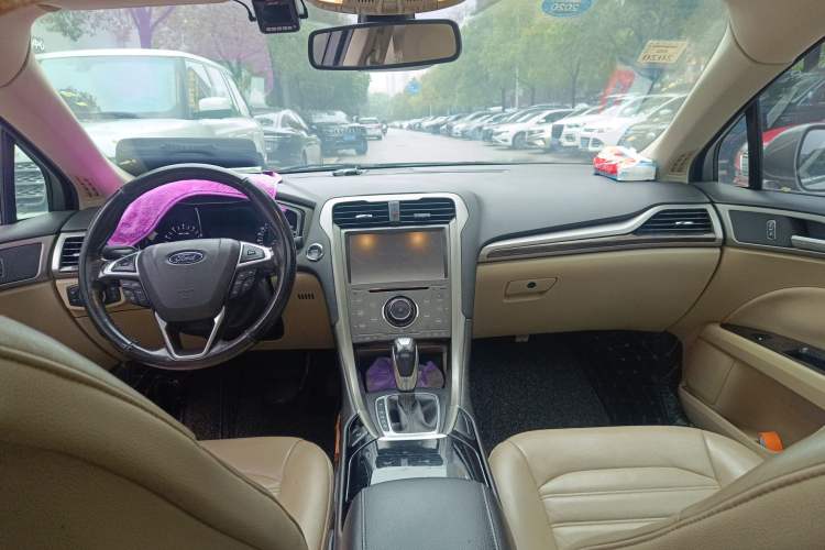 Used Ford Mondeo 2013 2.0L GTDi 200 Fashion Edition