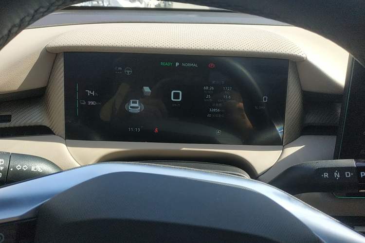 Used MG ES5 2025 525max Rear-Drive Intelligent Driving Version
