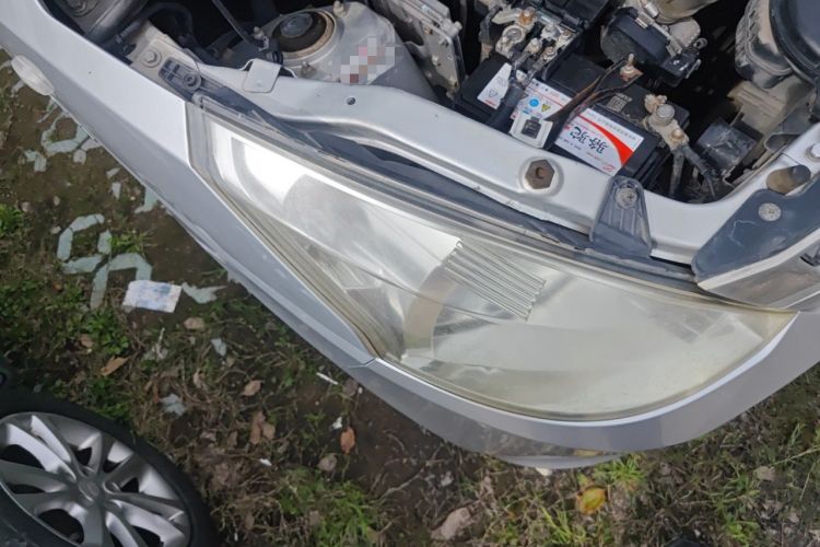 Used Wuling Rongguang V 2018 1.5L Standard Version Right Front Headlight