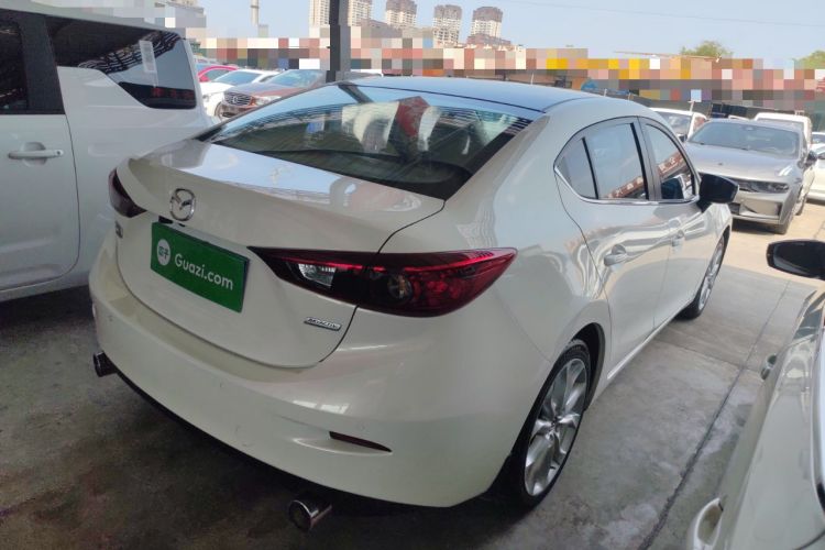 Used Mazda 3 Axela 2016 Sedan 2.0L Automatic Sport Model