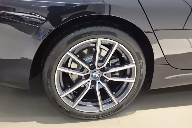 Used BMW 3 Series 2025 325Li M Sport Package