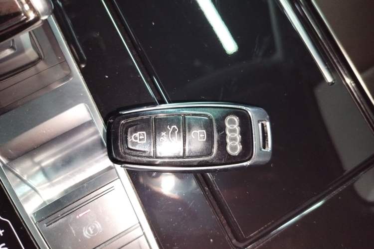 Used Audi A8 2022 A8L 50 TFSI quattro Comfort Edition Collector's Model