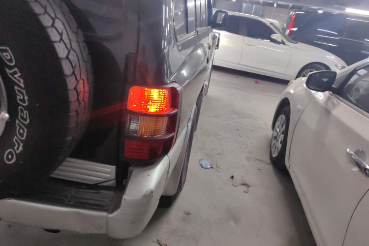 Used Leopaard Heijingang 2013 2.2L Manual 4x4 Standard Edition