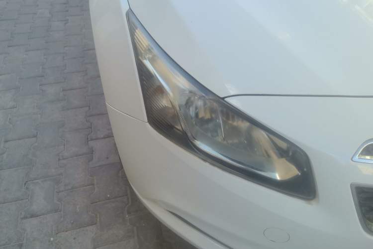 Used Chevrolet Cruze 2015 1.5L Classic SL MT