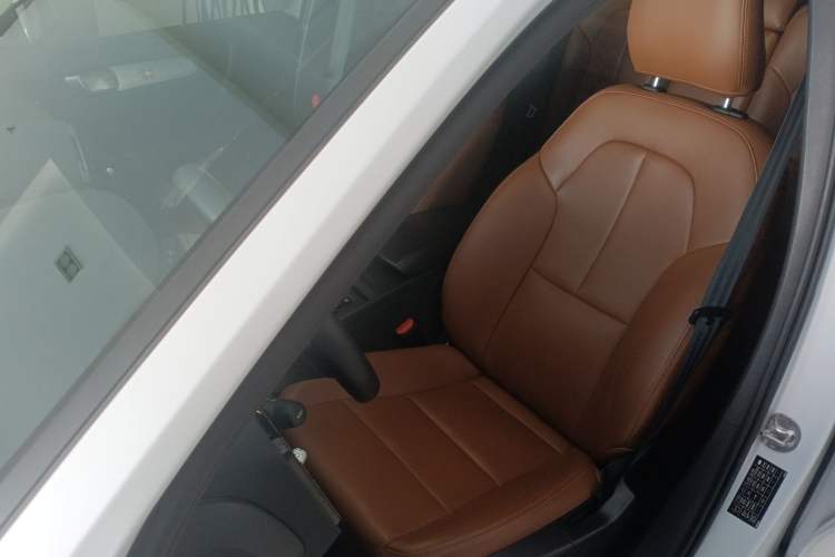 Used Volvo XC40 2023 B3 Smart & Stylish Edition