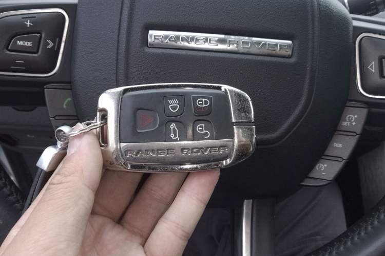 Used Land Rover Range Evoque 2015 2.0T Five-Door Zhiyao Edition
