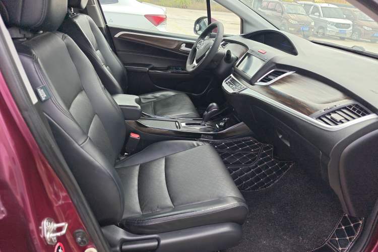 Used Honda Jade 2017 210 TURBO CVT Luxury Edition 5 Seats
