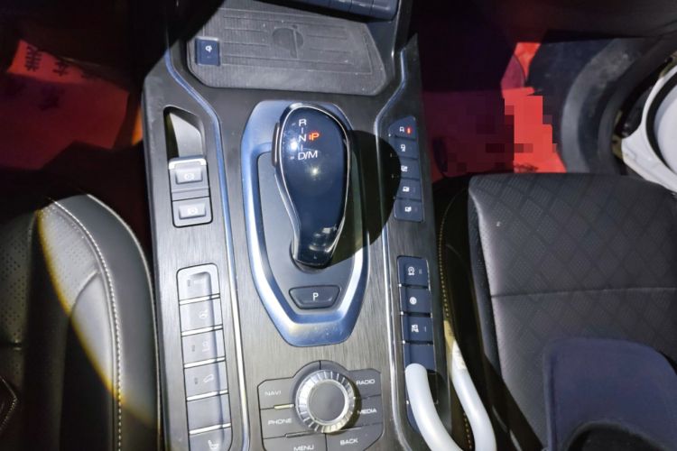 Used Wey VV6 2020 2.0T Four-Wheel Drive Zhiyu+