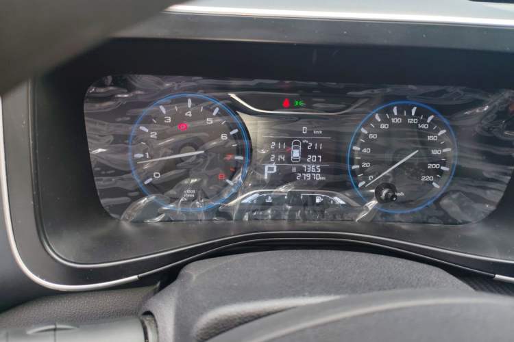 Used GAC Trumpchi GS3 2021 POWER 270T Automatic Luxury Edition Instrument Cluster