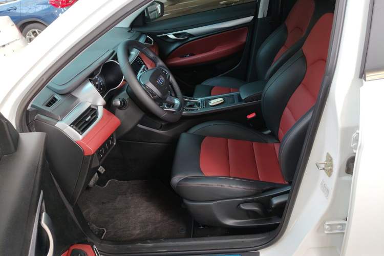 Used Geely Auto Vision S1 2019 Upgraded Model 1.5L CVT Luxury Version
