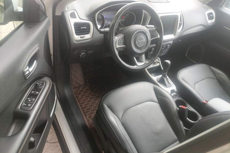 Used Jeep Compass 2017 200T Automatic Family Edition