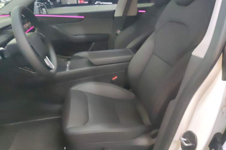 Used Tesla Model Y 2025 Rear-Wheel-Drive Version