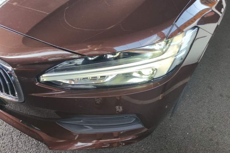Used Volvo S90 2018 T5 Zhiyuan Edition

