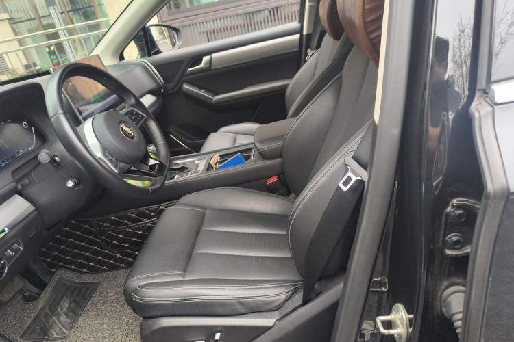 Used BYD Tang 2018 2.0T Automatic SmartConnect Prestige 7-Seater China V Standard
