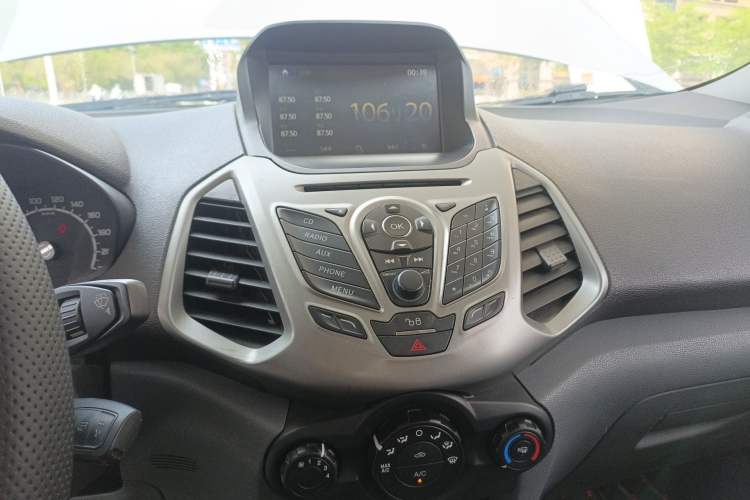 Used Ford EcoSport 2017 1.5L Manual Comfort Model Audio And AC Panel