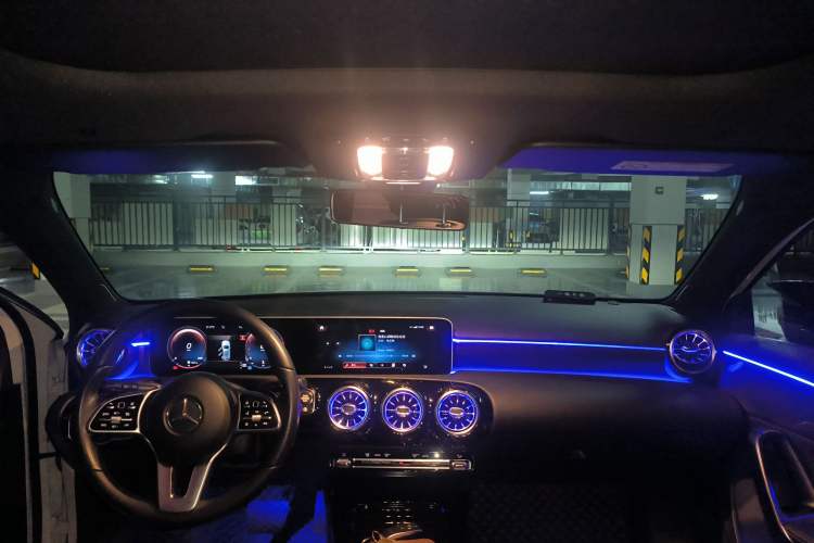 Used Mercedes-Benz A-Class (Import) 2019 A 200 Dynamic Edition
