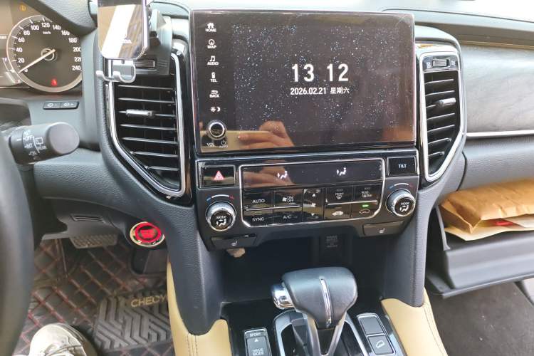 Used Honda UR-V 2020 240TURBO Front-Wheel Drive Elegant Edition Audio And AC Panel