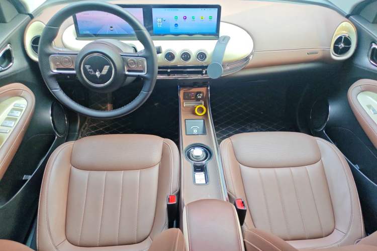 Used Wuling Bingo 2024 333 km Lingxi Connected Version Interior 2