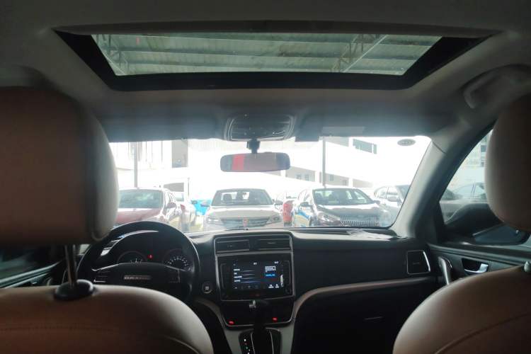 Used Haval M6 2017 1.5T Automatic Two-Wheel Drive Elite Model