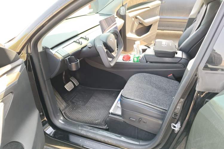 Used Tesla Model Y 2022 Performance High-Performance All-Wheel-Drive Version