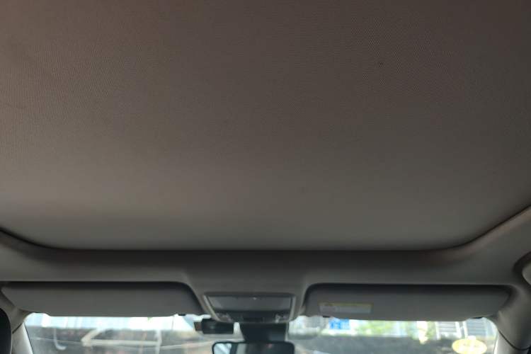 Used Honda Avancier 2017 240TURBO Two-Wheel Drive Premium Edition Headliner