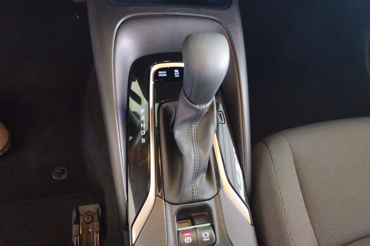 Used Toyota Levin 2019 Dual-Engine 1.8H E-CVT Luxury Edition China VI Standard